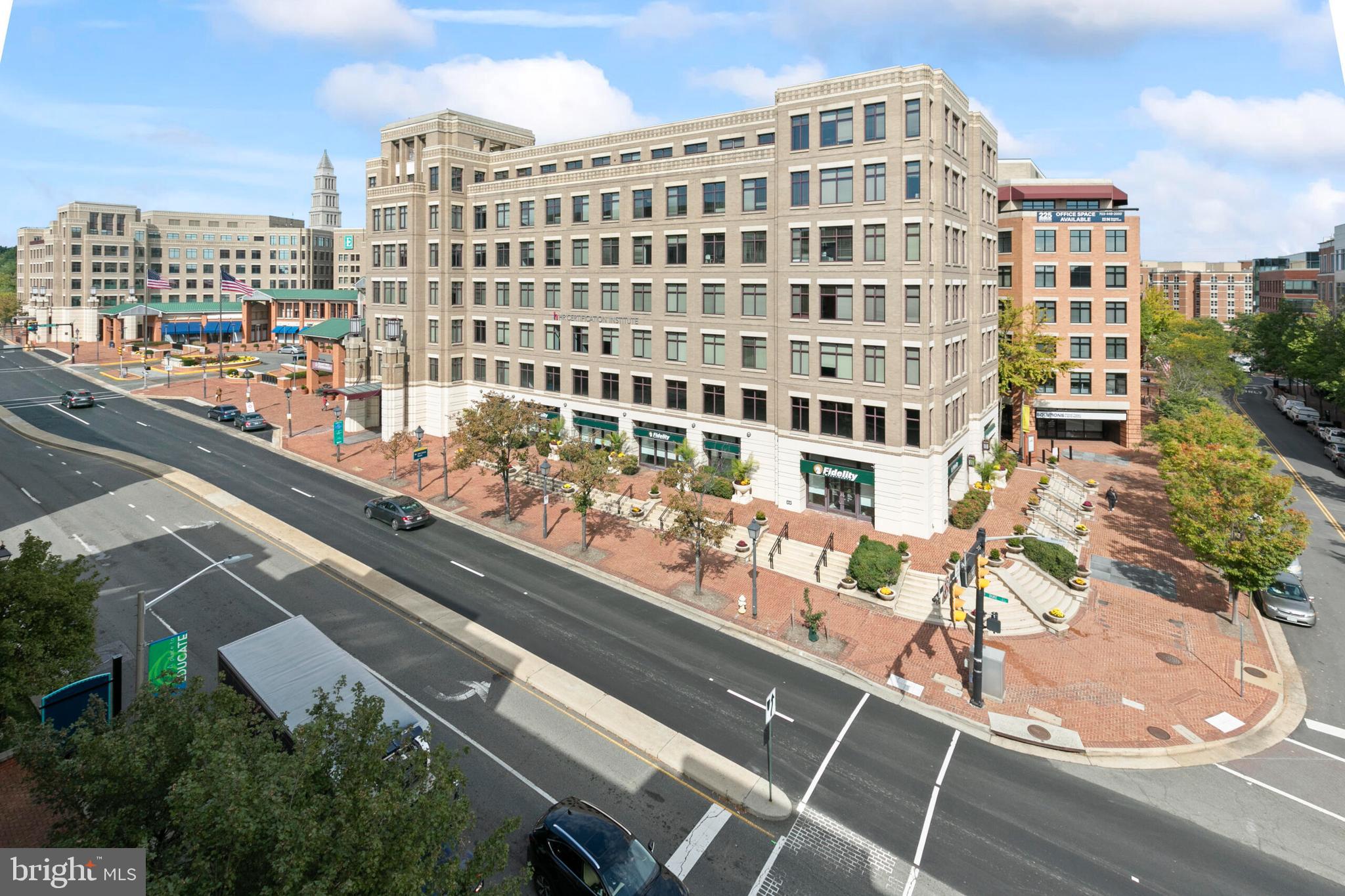 309 HOLLAND LANE 135