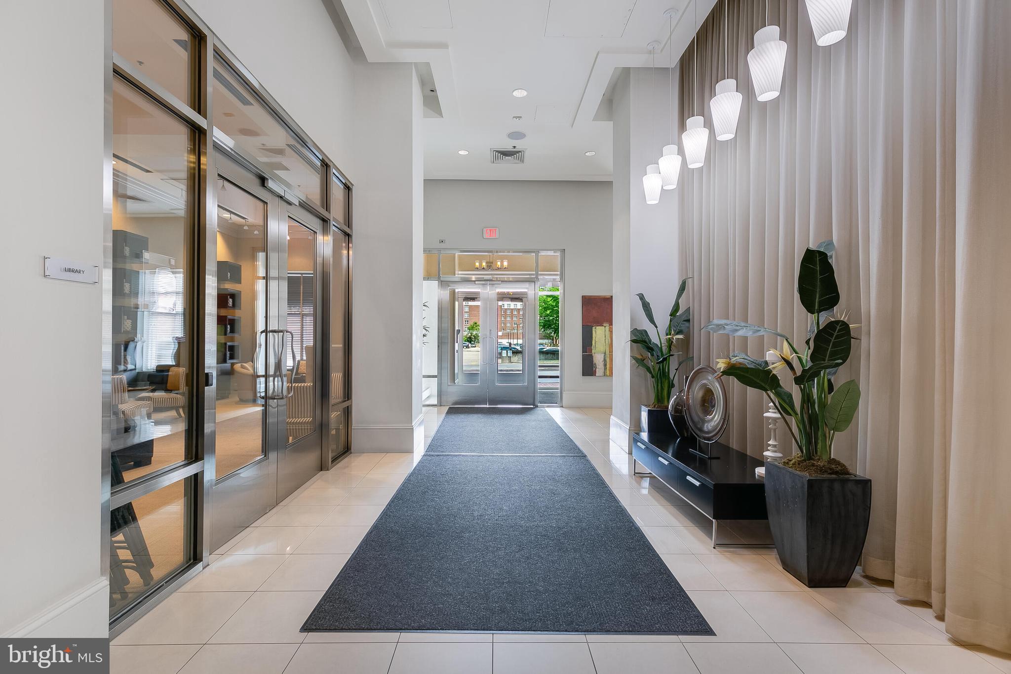 309 HOLLAND LANE 135