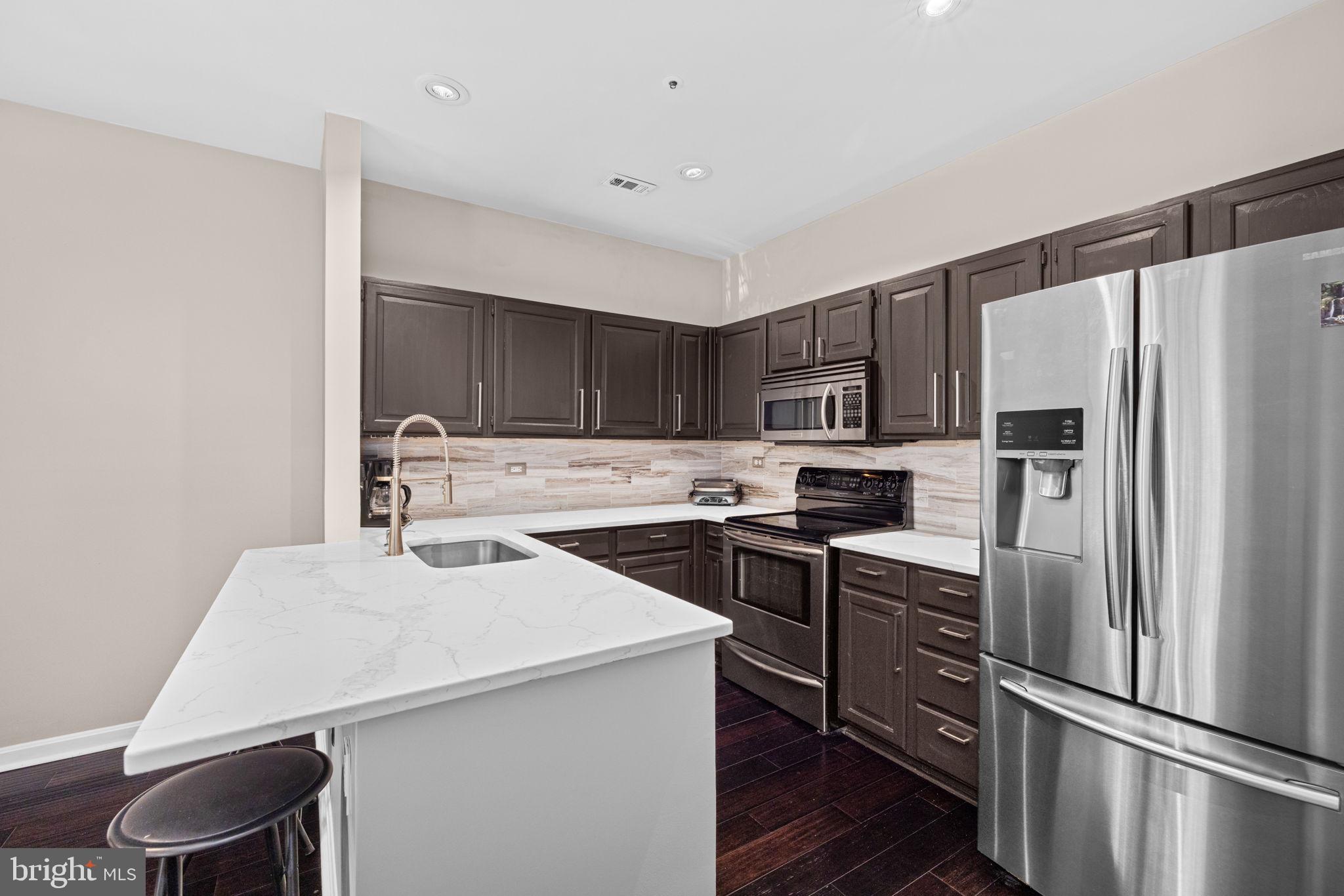 249 S PICKETT STREET 201