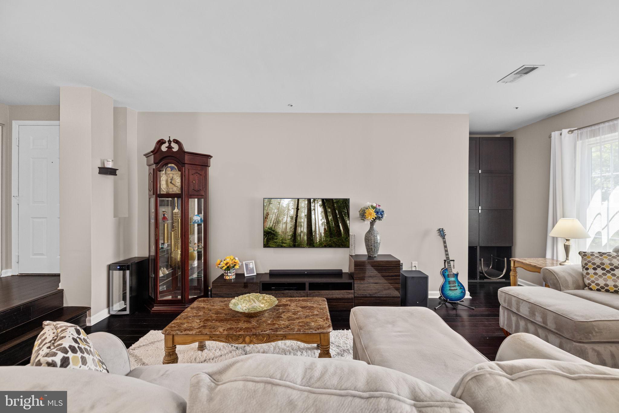 249 S PICKETT STREET 201