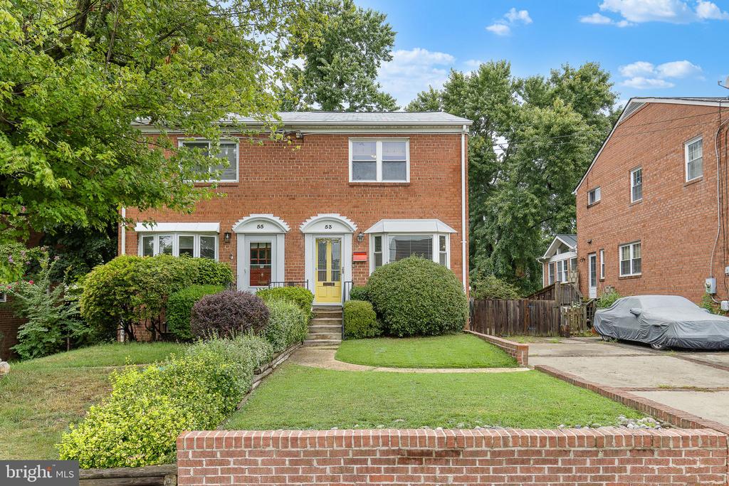 53 GARDEN DRIVE