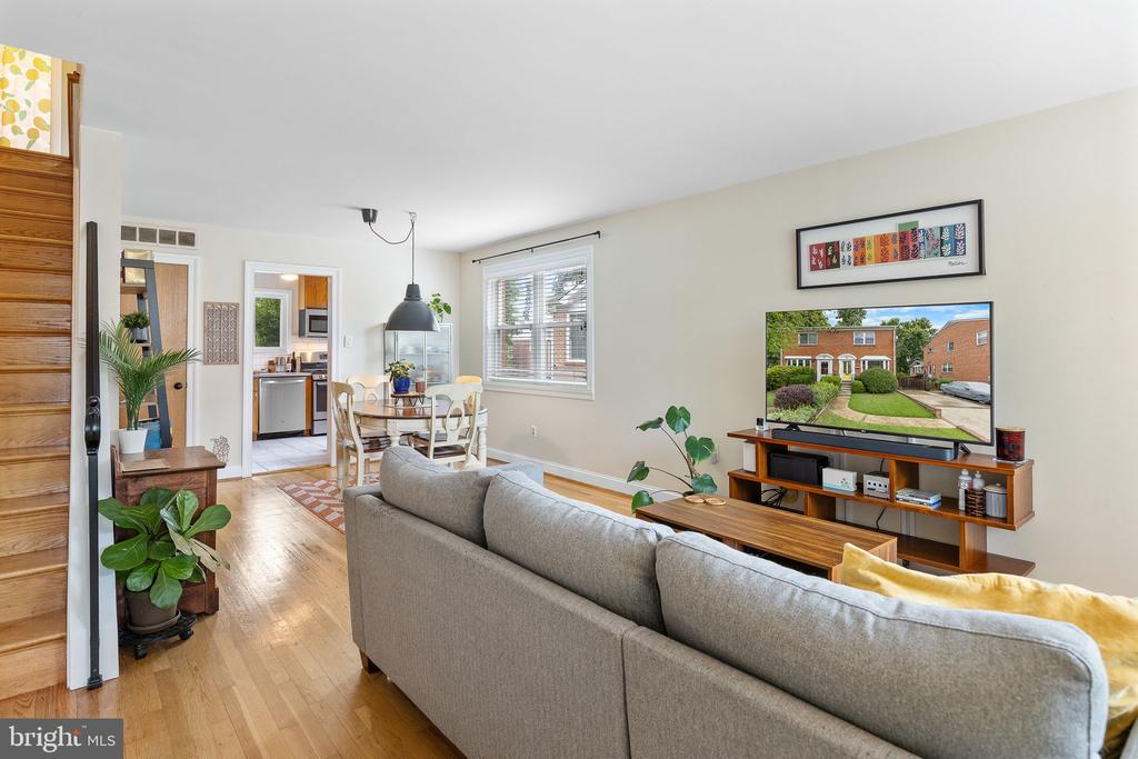 53 GARDEN DRIVE