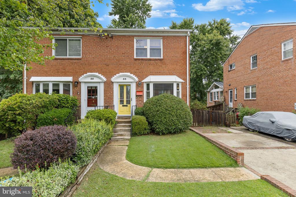 53 GARDEN DRIVE