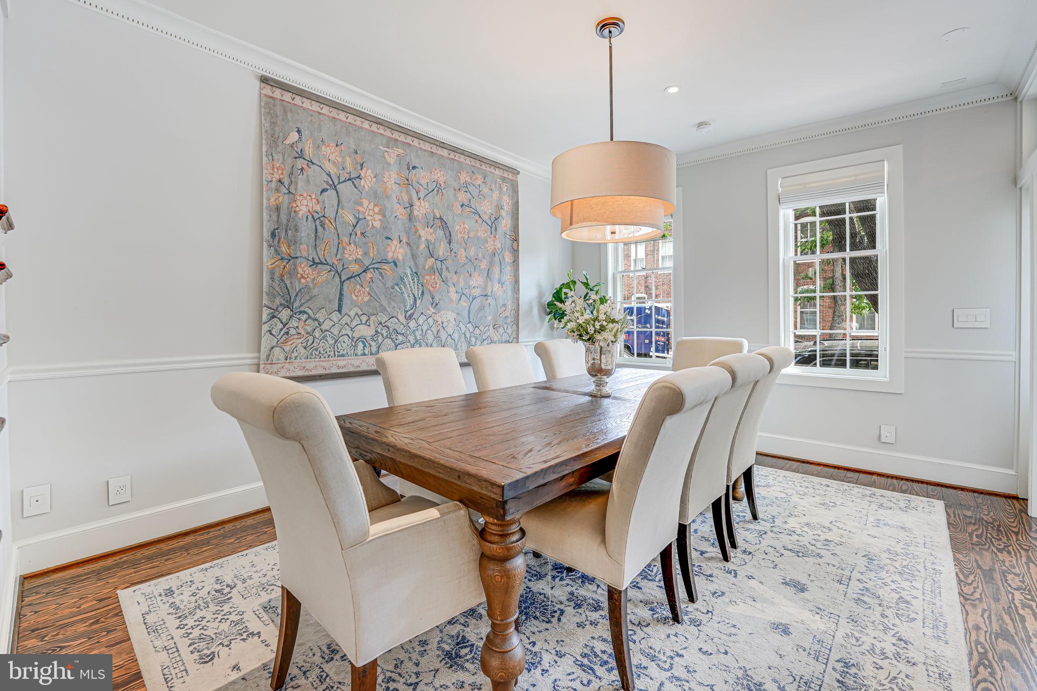 205 S FAYETTE STREET S