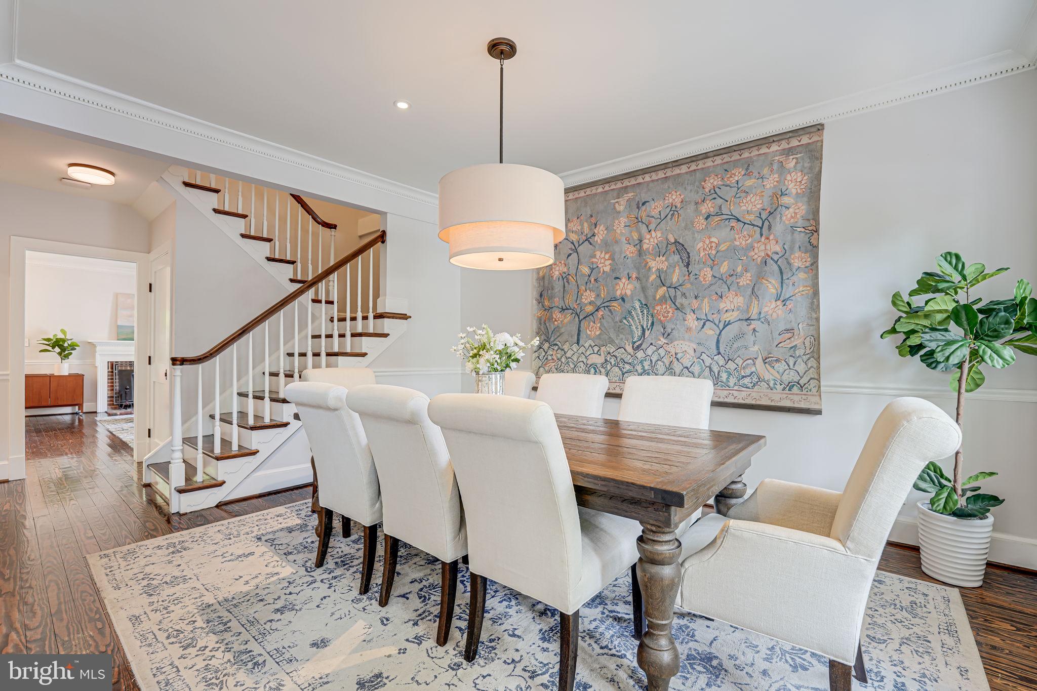 205 S FAYETTE STREET S