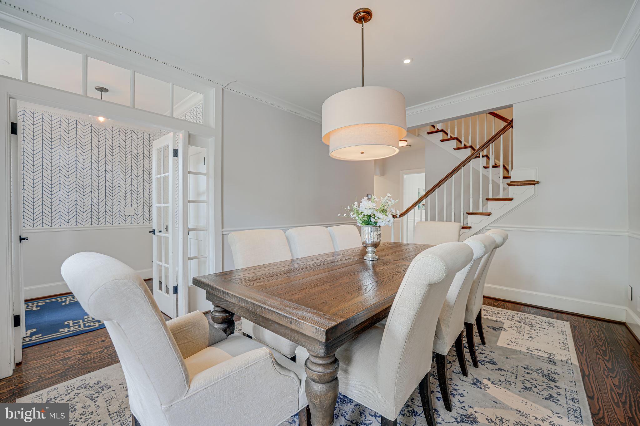 205 S FAYETTE STREET S