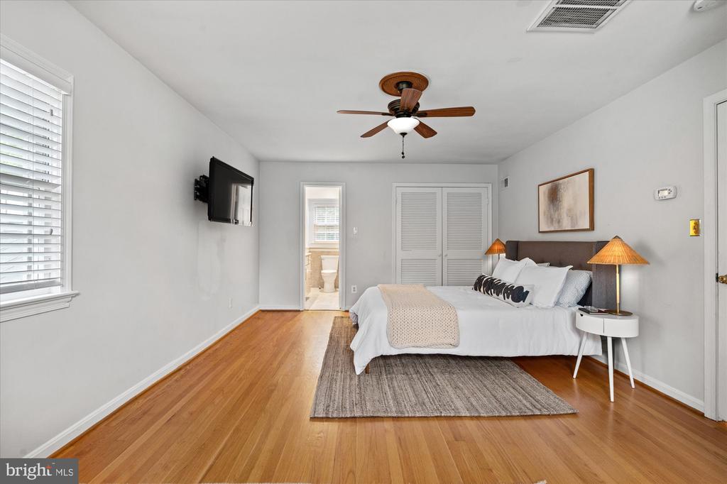 501 CANTERBURY LANE