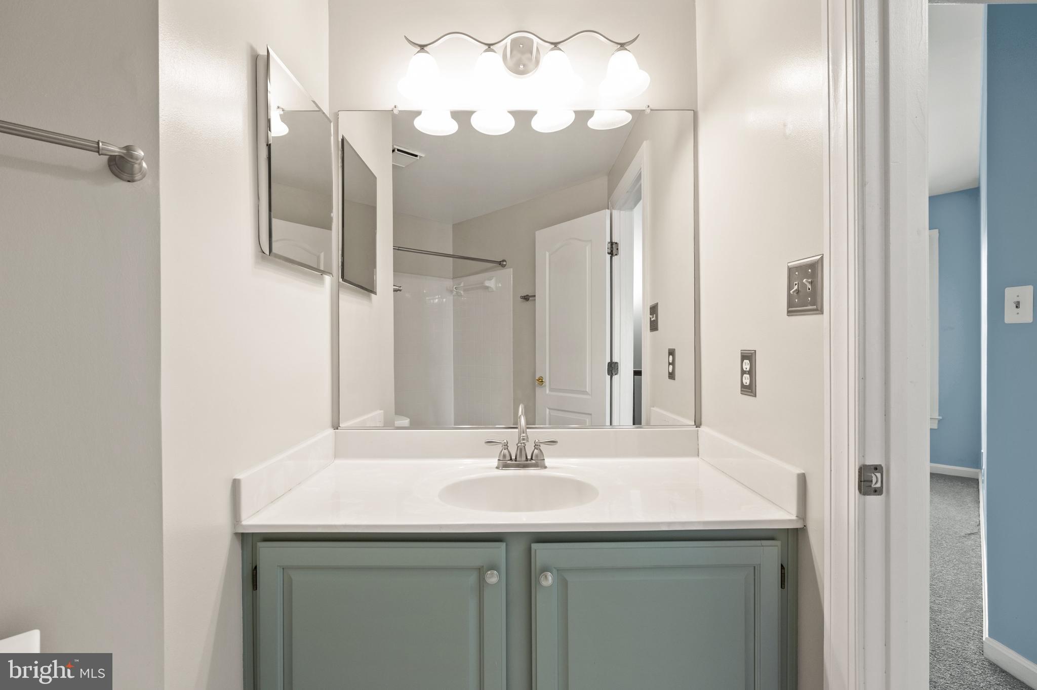 1103 QUAKER HILL COURT