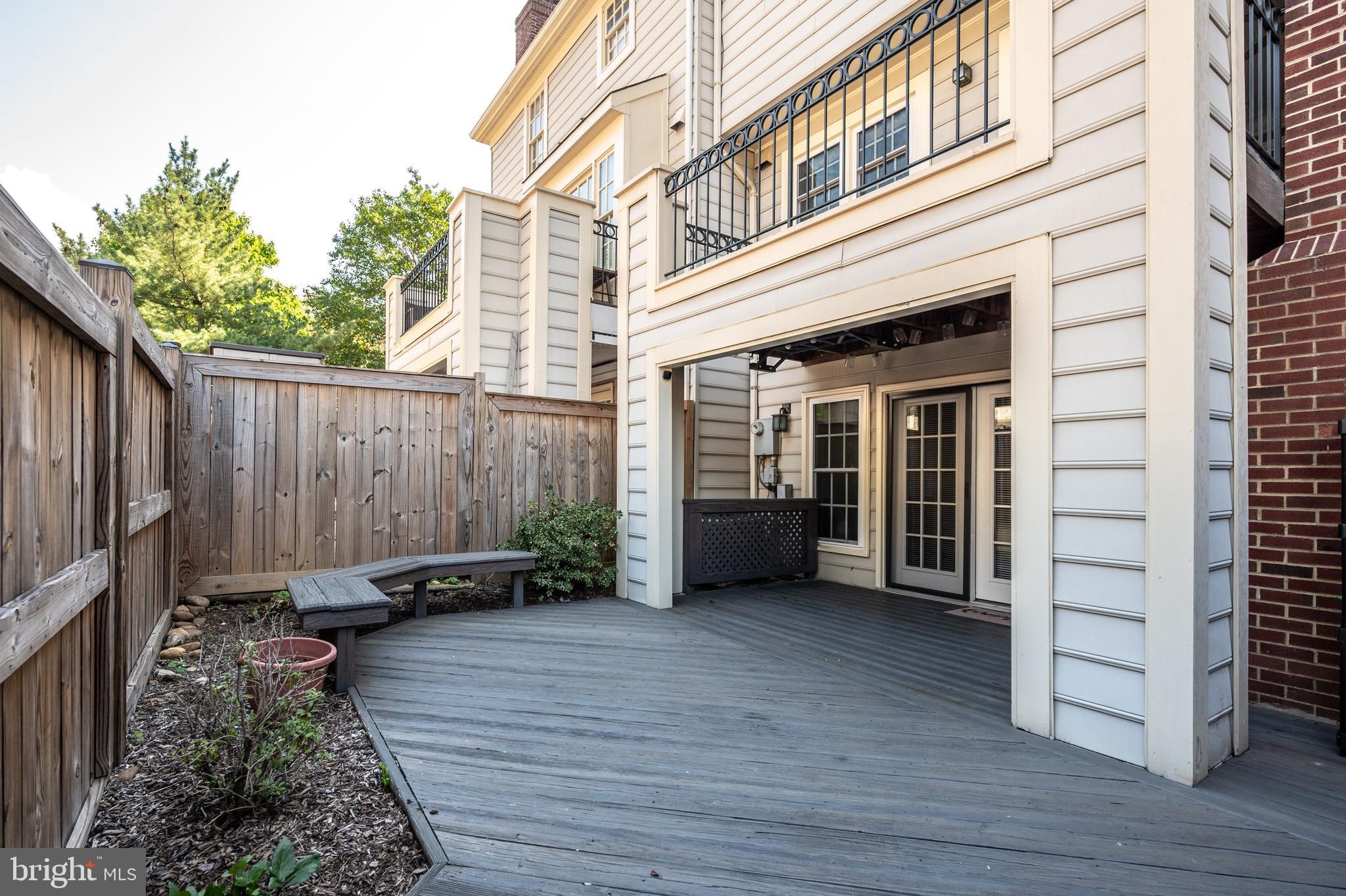 1103 QUAKER HILL COURT