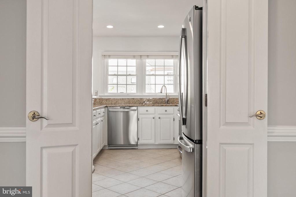 1103 QUAKER HILL COURT