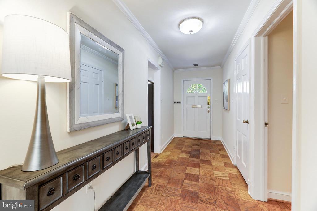 2904 DARTMOUTH ROAD
