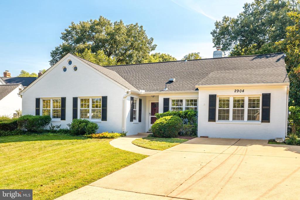 2904 DARTMOUTH ROAD