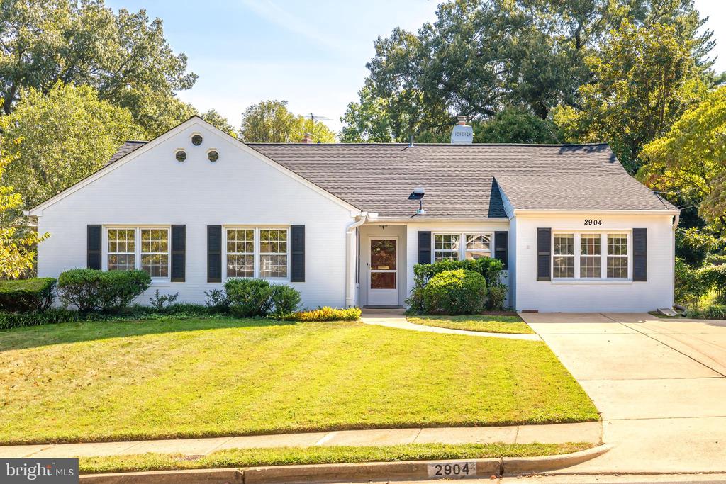 2904 DARTMOUTH ROAD