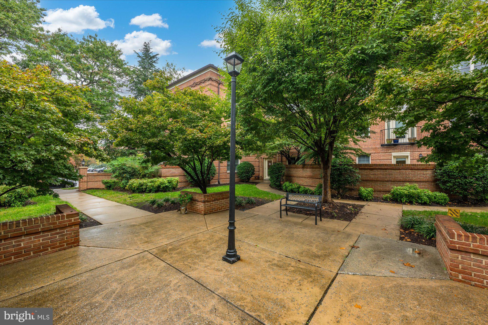 1115 N PITT STREET N 3A