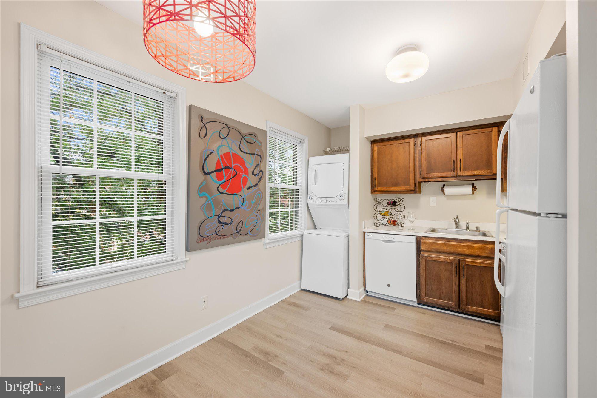 1115 N PITT STREET N 3A