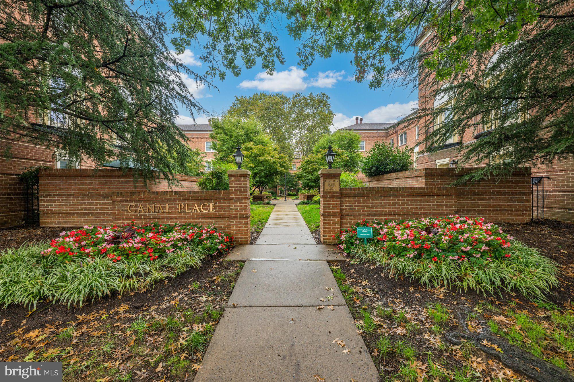 1115 N PITT STREET N 3A