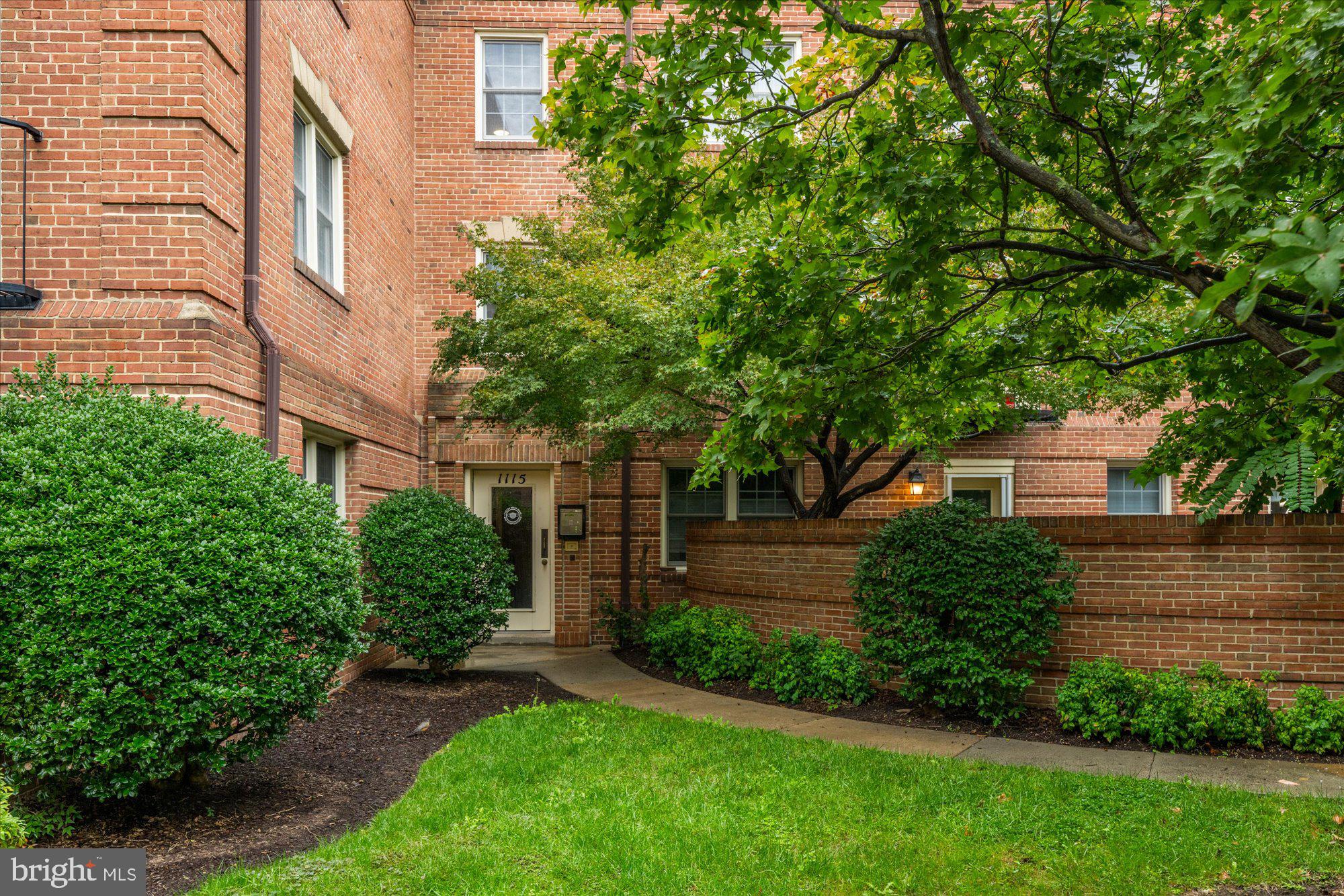 1115 N PITT STREET N 3A