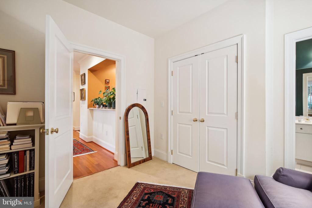 600 SECOND STREET 105