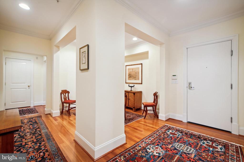 600 SECOND STREET 105