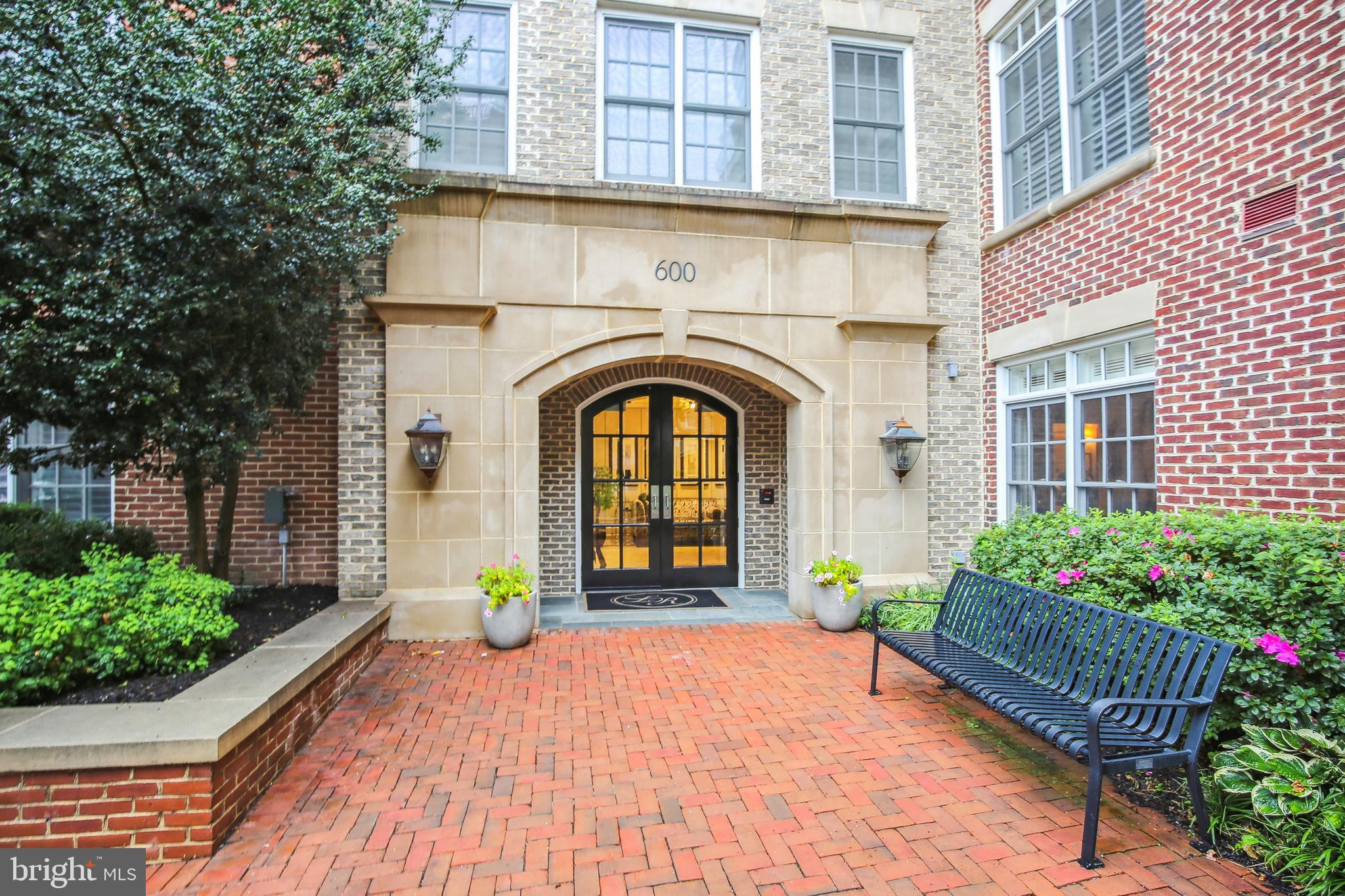 600 SECOND STREET 105