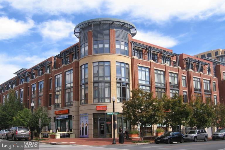 520 JOHN CARLYLE STREET 110