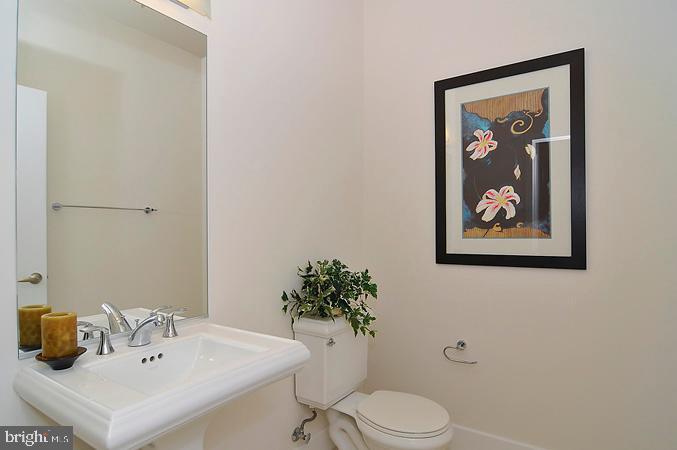 520 JOHN CARLYLE STREET 110