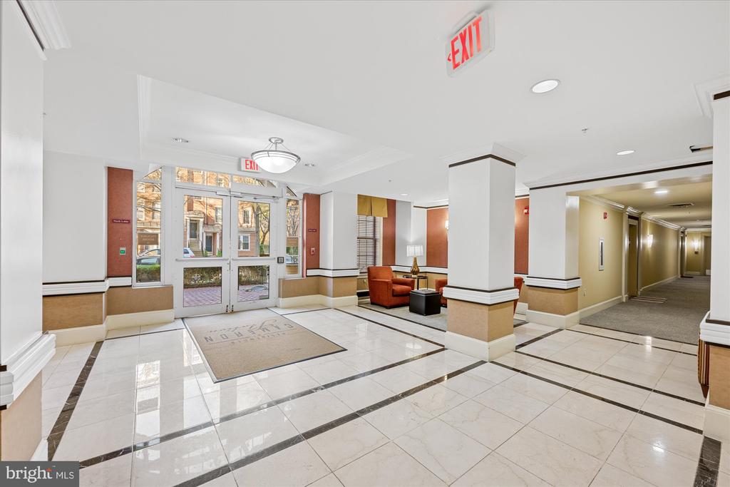 400 CAMERON STATION BOULEVARD 305