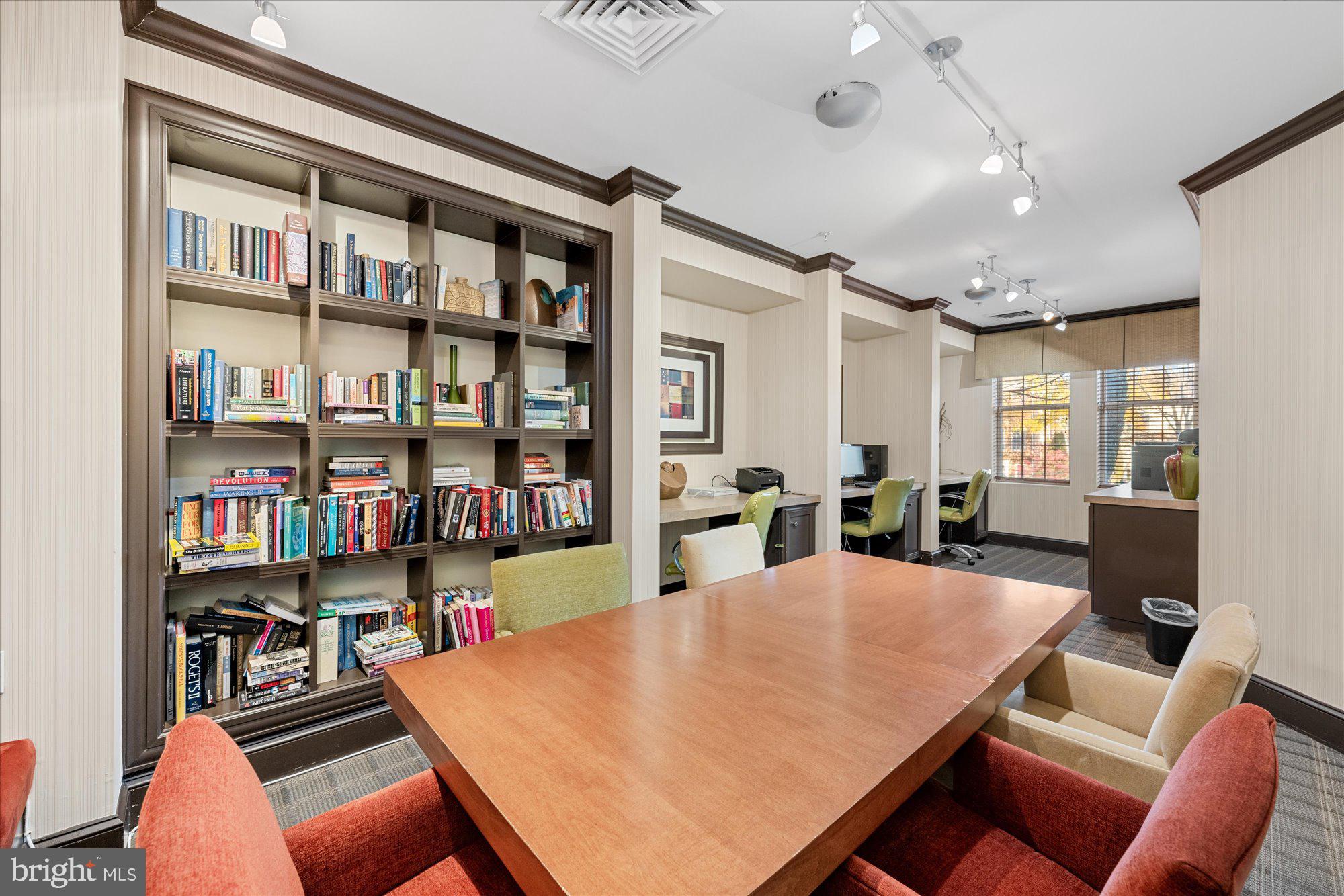 400 CAMERON STATION BOULEVARD 305