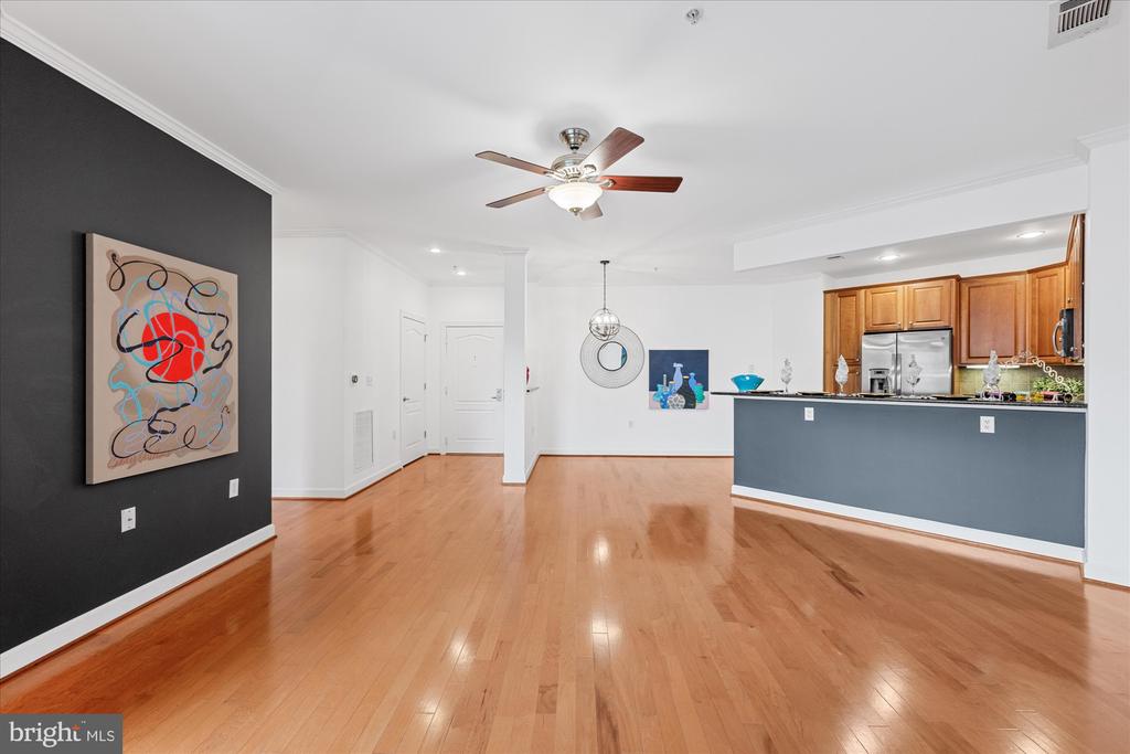 400 CAMERON STATION BOULEVARD 305