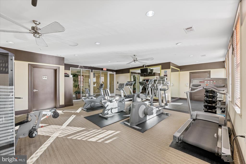 400 CAMERON STATION BOULEVARD 305
