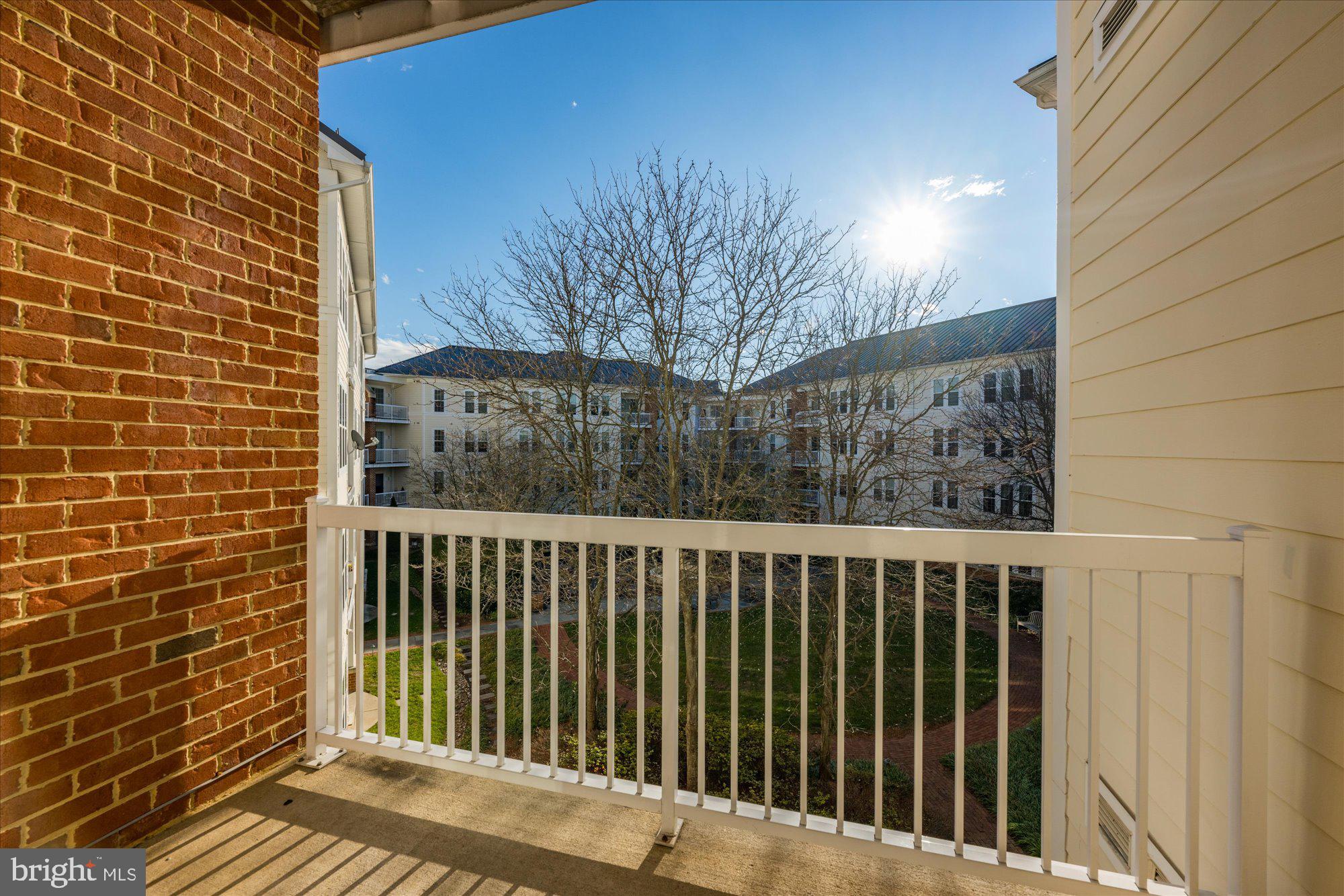 400 CAMERON STATION BOULEVARD 305