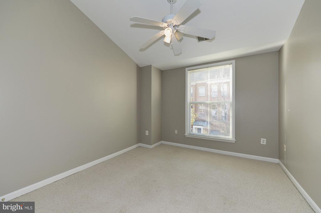 5007 BARBOUR DRIVE