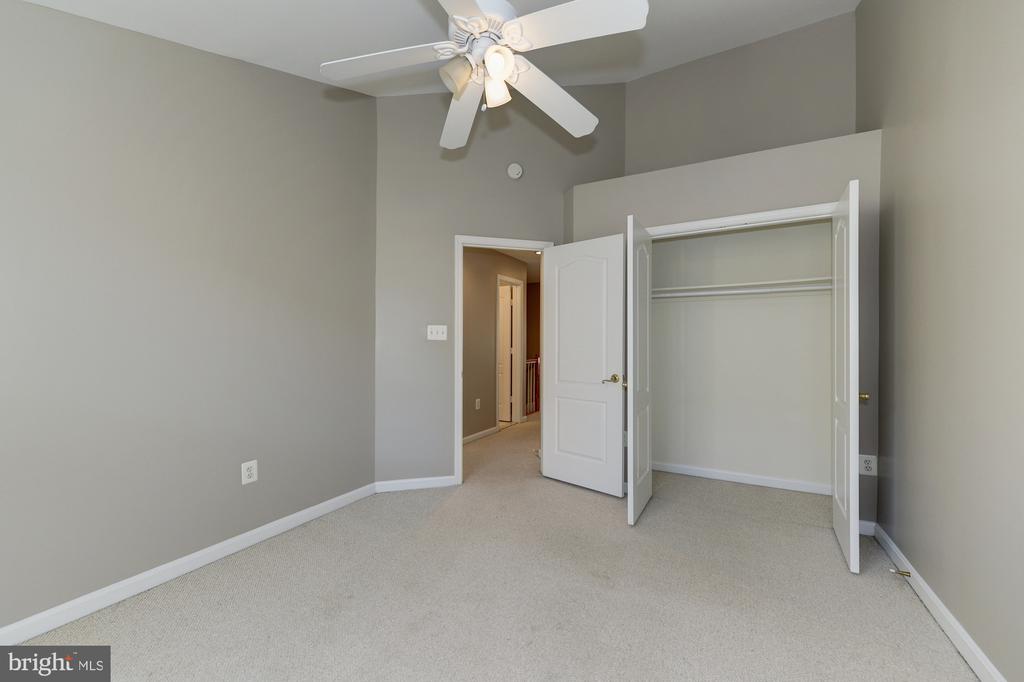 5007 BARBOUR DRIVE
