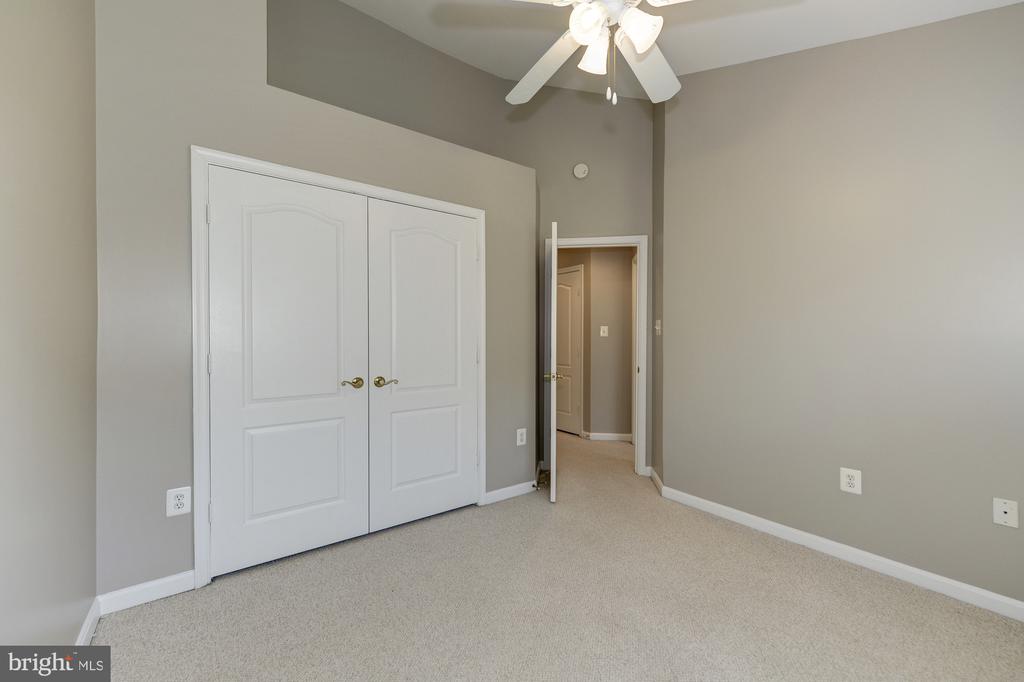 5007 BARBOUR DRIVE