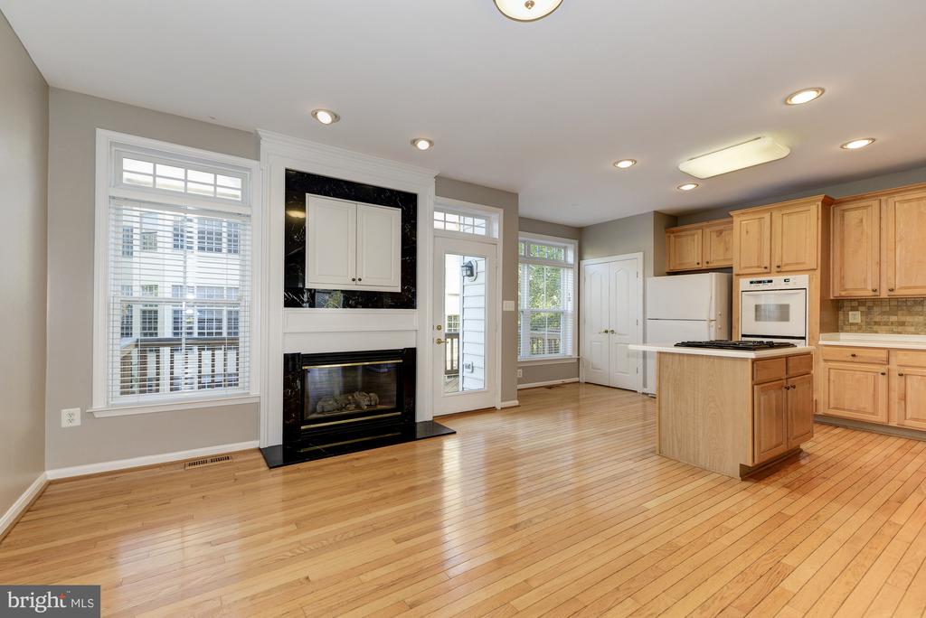 5007 BARBOUR DRIVE