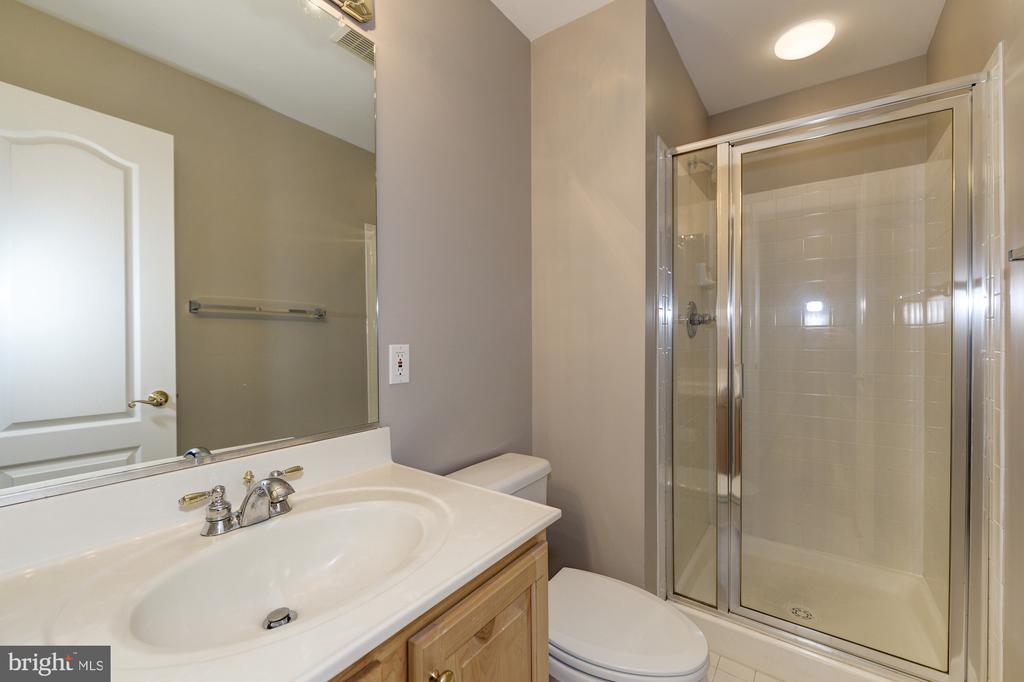 5007 BARBOUR DRIVE