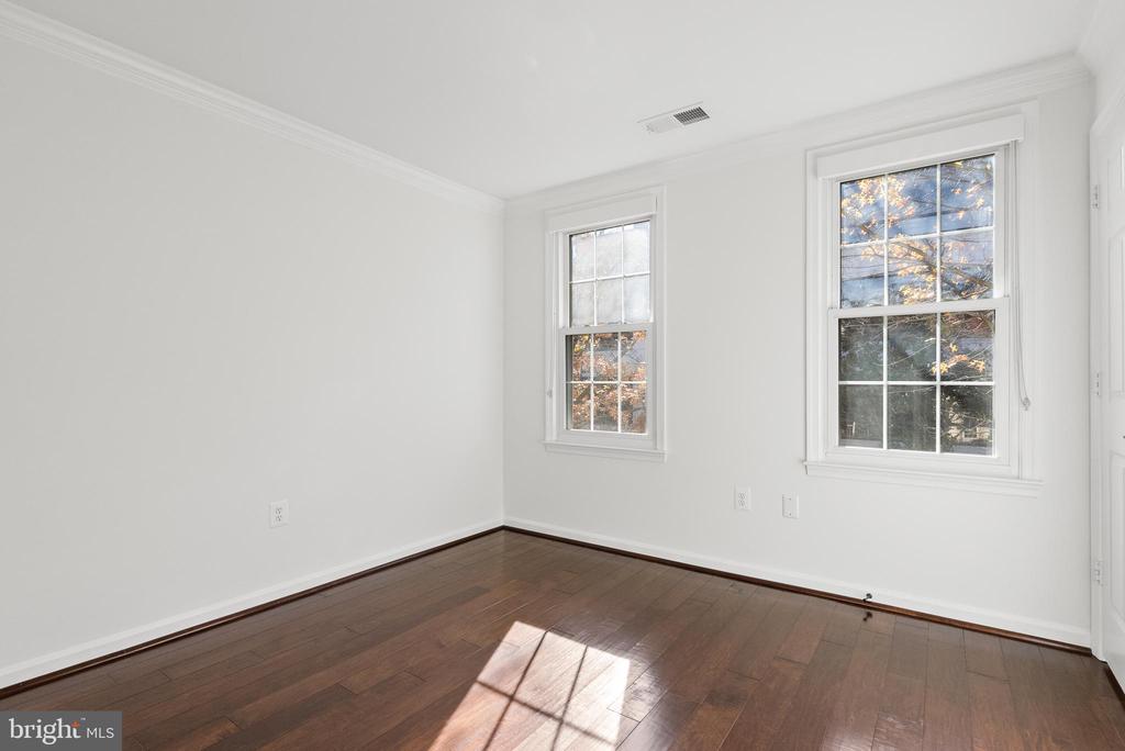 315 SECOND STREET