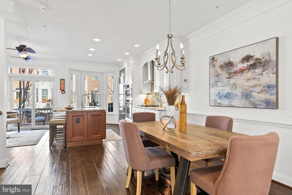 315 SECOND STREET