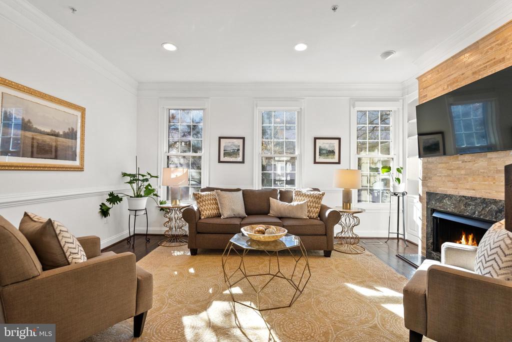 315 SECOND STREET