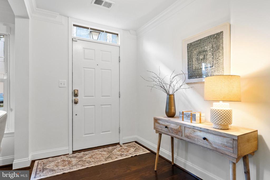 315 SECOND STREET