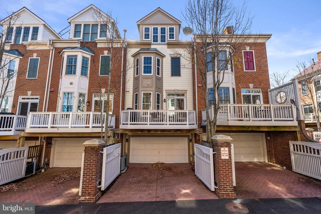 315 SECOND STREET
