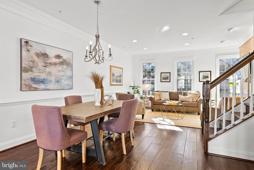 315 SECOND STREET
