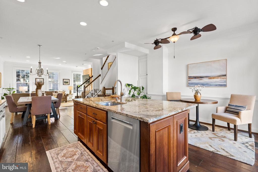 315 SECOND STREET