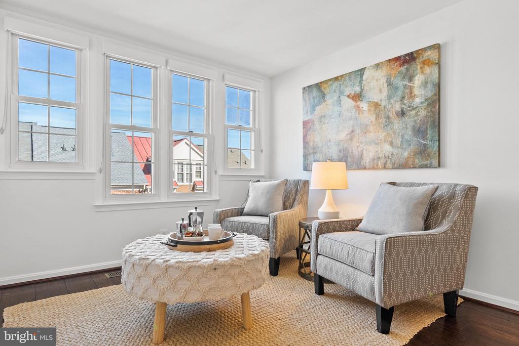 315 SECOND STREET