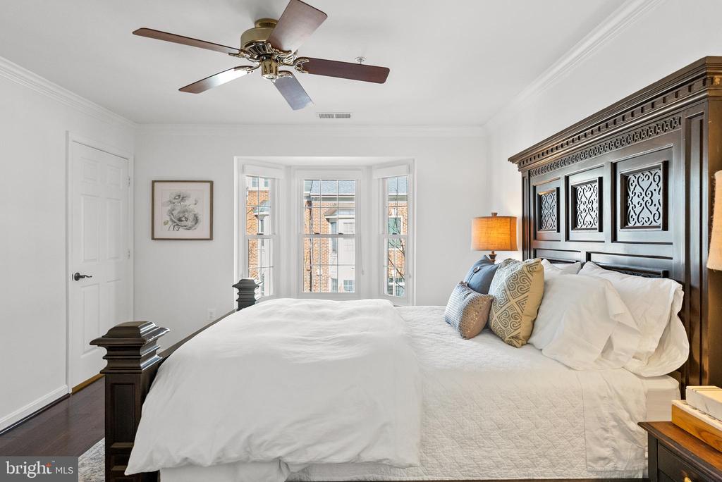 315 SECOND STREET