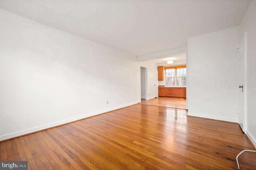 17 AUBURN COURT A