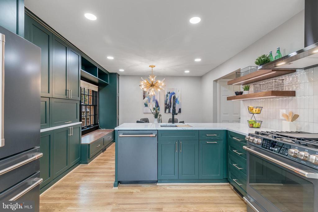 821 GREEN STREET