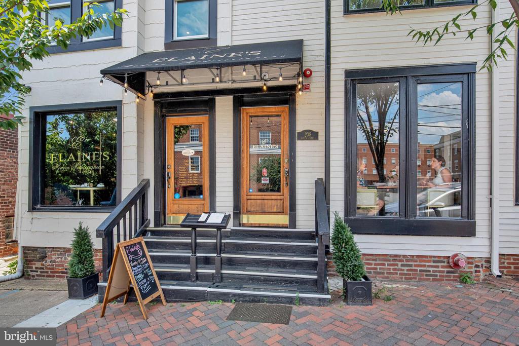 821 GREEN STREET