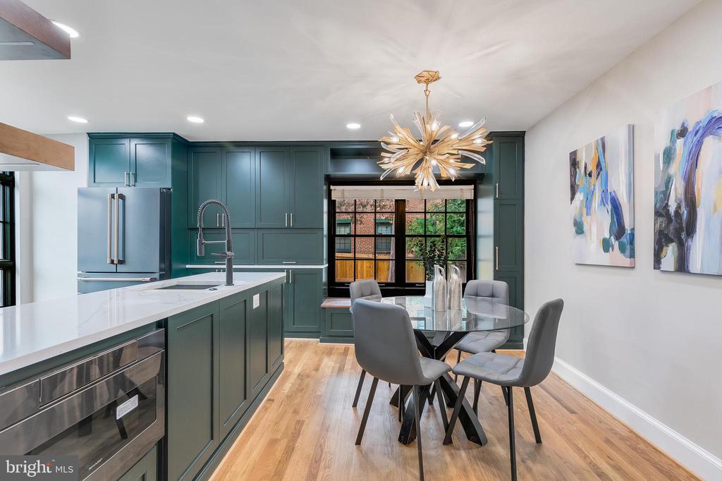821 GREEN STREET