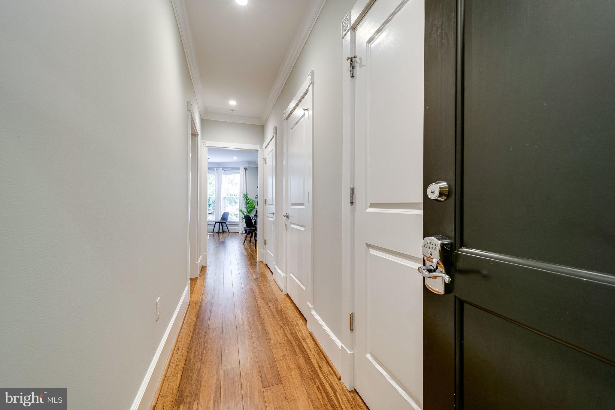 910 POWHATAN STREET 205S